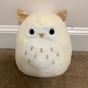 Vee the Owl 8inch Squishmallow